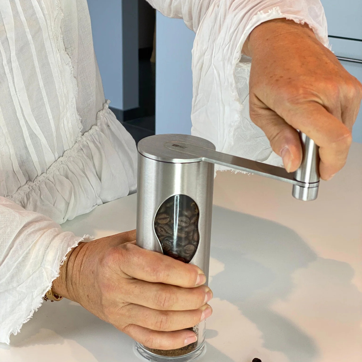 Adhoc Coffee Grinder Mrs Bean-4